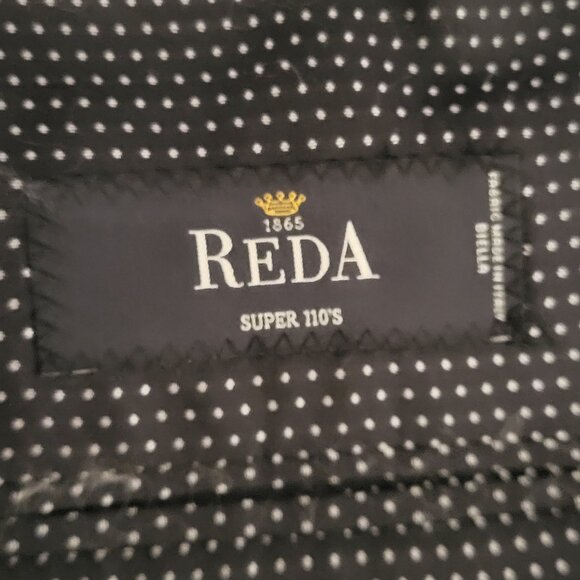 Limited Edition Suit - Picture 6 of 7